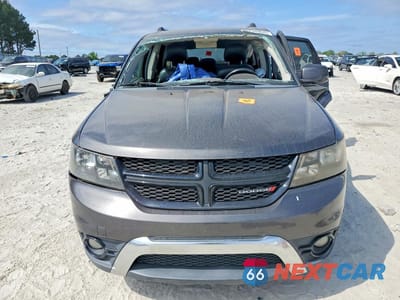 Piąte zdjęcie samochodu w środku: 2016 DODGE JOURNEY CROSSROAD VIN:3C4PDCGB1GT107387 - miniatura