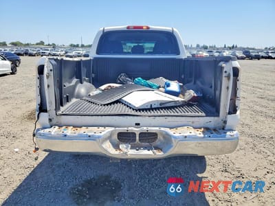 Zdjęcie 6 z 12 samochodu: 2005 TOYOTA TUNDRA DOUBLE CAB SR5 VIN:5TBET34135S468075 - miniatura