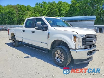 Czwarte zdjęcie samochodu z boku: 2019 FORD F250 SUPER DUTY VIN:1FT7W2BT5KEG31476 - miniatura