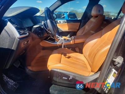 Zdjęcie 7 z 13 samochodu: 2019 BMW X5 XDRIVE40I VIN:5UXCR6C50KLL02224 - miniatura