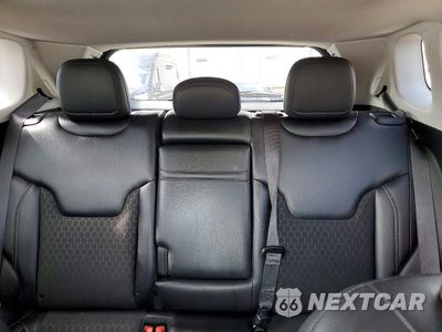 Zdjęcie 10 z 13 samochodu: 2018 JEEP COMPASS LATITUDE VIN:3C4NJCBB6JT123972 - miniatura