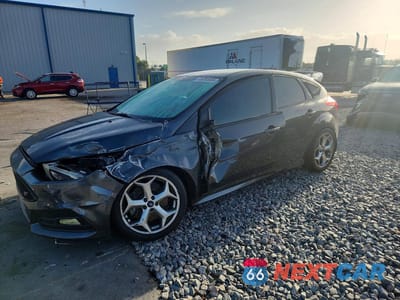 2016 FORD FOCUS ST 1FADP3L94GL318291 - główne zdjęcie licytacji z USA - miniatura