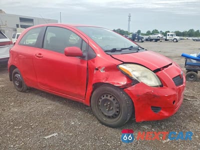 Czwarte zdjęcie samochodu z boku: 2008 TOYOTA YARIS BASE VIN:JTDJT903585164739 - miniatura