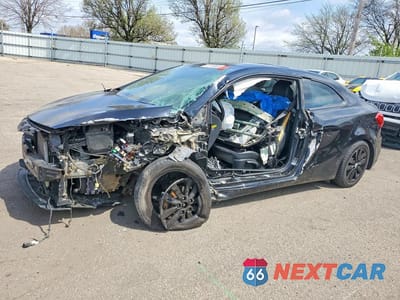 2016 KIA FORTE KOUP EX KNAFX6A88G5579309 - główne zdjęcie licytacji z USA - miniatura