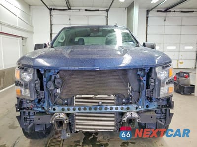 Piąte zdjęcie samochodu w środku: 2023 CHEVROLET SILVERADO K1500 CUSTOM VIN:3GCPDBEK0PG203291 - miniatura