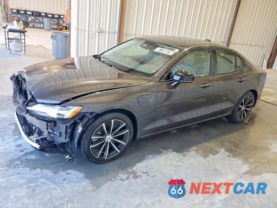 2023 VOLVO S60 PLUS 7JRH60FL8PG234330 - główne zdjęcie licytacji z USA - miniatura