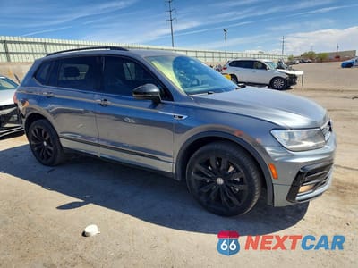 Czwarte zdjęcie samochodu z boku: 2021 VOLKSWAGEN TIGUAN SE VIN:3VV2B7AX2MM081577 - miniatura