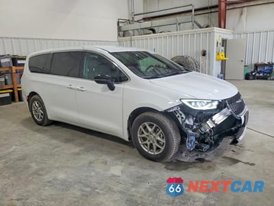 Czwarte zdjęcie samochodu z boku: 2025 CHRYSLER PACIFICA SELECT VIN:2C4RC1BG7SR564560 - miniatura