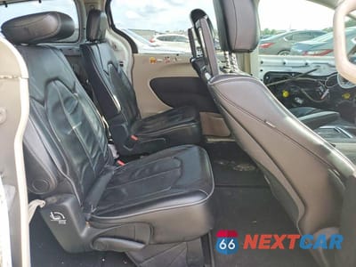 Zdjęcie 11 z 14 samochodu: 2017 CHRYSLER PACIFICA LIMITED VIN:2C4RC1GG5HR835973 - miniatura