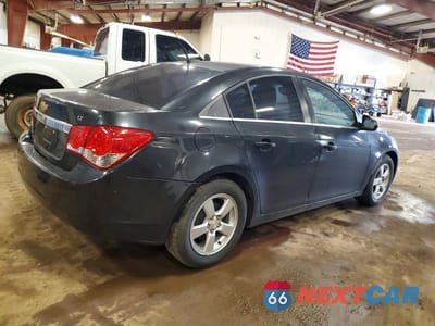 Trzecie zdjęcie samochodu z tyłu: 2014 CHEVROLET CRUZE LT VIN:1G1PC5SB4E7367668 - miniatura