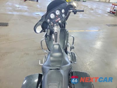 Zdjęcie 6 z 9 samochodu: 2008 HARLEY DAVIDSON FLHX VIN:1HD1KB4148Y705571 - miniatura