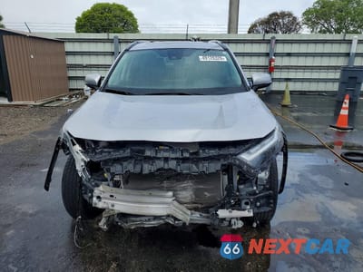 Piąte zdjęcie samochodu w środku: 2024 TOYOTA RAV4 XLE VIN:2T3W1RFV6RC283464 - miniatura