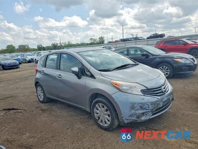 Czwarte zdjęcie samochodu z boku: 2015 NISSAN VERSA NOTE SV VIN:3N1CE2CP2FL380928 - miniatura