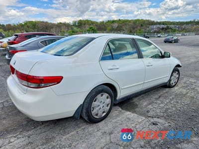 Trzecie zdjęcie samochodu z tyłu: 2004 HONDA ACCORD LX VIN:JHMCM56384C036375 - miniatura
