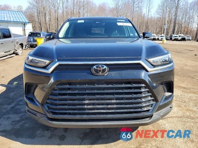 Piąte zdjęcie samochodu w środku: 2025 TOYOTA GRAND HIGHLANDER XLE VIN:5TDAAAB57SS087783 - miniatura