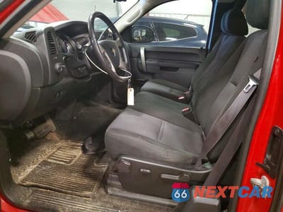 Zdjęcie 7 z 11 samochodu: 2011 CHEVROLET SILVERADO K1500 LT VIN:1GCRKSE35BZ155271 - miniatura