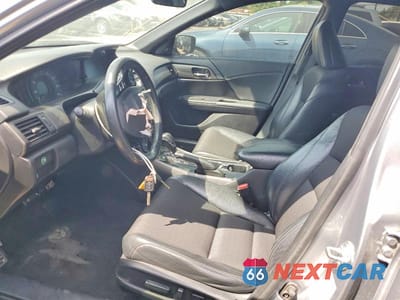 Zdjęcie 7 z 13 samochodu: 2017 HONDA ACCORD SPORT VIN:1HGCR2F58HA254449 - miniatura
