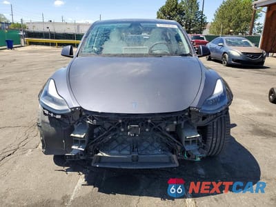 Piąte zdjęcie samochodu w środku: 2021 TESLA MODEL Y VIN:5YJYGDEF8MF250743 - miniatura