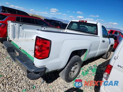 Trzecie zdjęcie samochodu z tyłu: 2018 CHEVROLET SILVERADO C1500 VIN:1GCNCNEH9JZ168287 - miniatura