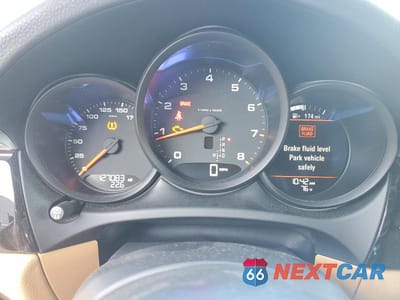 Zdjęcie 9 z 13 samochodu: 2017 PORSCHE MACAN VIN:WP1AA2A59HLB03658 - miniatura