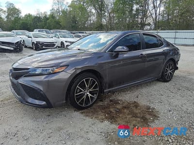 2023 TOYOTA CAMRY SE 4T1G11AK4PU788412 - główne zdjęcie licytacji z USA - miniatura