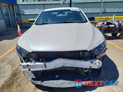 Piąte zdjęcie samochodu w środku: 2019 FORD TAURUS SHO VIN:1FAHP2KT3KG116441 - miniatura