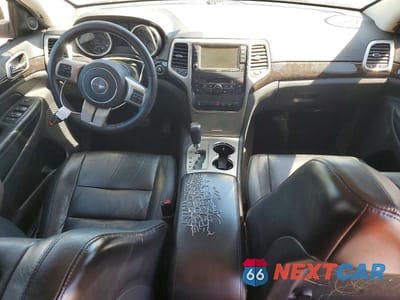 Zdjęcie 8 z 12 samochodu: 2013 JEEP GRAND CHEROKEE LAREDO VIN:1C4RJEAG7DC558378 - miniatura