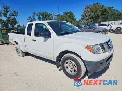 Czwarte zdjęcie samochodu z boku: 2015 NISSAN FRONTIER S VIN:1N6BD0CTXFN741817 - miniatura