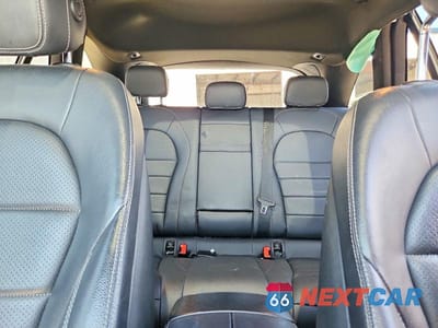 Zdjęcie 10 z 13 samochodu: 2021 MERCEDES-BENZ GLC 300 VIN:W1N0G8DB9MV264843 - miniatura