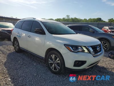 Czwarte zdjęcie samochodu z boku: 2019 NISSAN PATHFINDER SV VIN:5N1DR2MN8KC638289 - miniatura