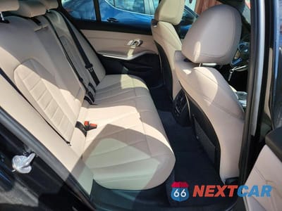 Zdjęcie 10 z 12 samochodu: 2019 BMW 330XI VIN:WBA5R7C53KAJ86669 - miniatura