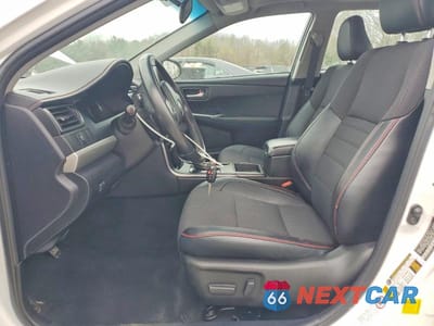 Zdjęcie 7 z 13 samochodu: 2016 TOYOTA CAMRY SE VIN:4T1BF1FK3GU215702 - miniatura