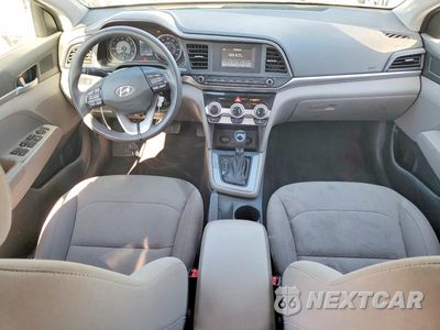 Zdjęcie 8 z 12 samochodu: 2019 HYUNDAI ELANTRA VIN:KMHD74LF6KU754435 - miniatura