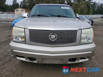 Piąte zdjęcie samochodu w środku: 2004 CADILLAC ESCALADE LUXURY VIN:1GYEK63N74R151259 - miniatura