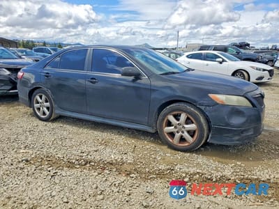 Czwarte zdjęcie samochodu z boku: 2007 TOYOTA CAMRY SE VIN:4T1BE46K87U619180 - miniatura
