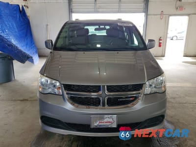 Piąte zdjęcie samochodu w środku: 2016 DODGE GRAND CARAVAN SXT VIN:2C4RDGCG1GR351528 - miniatura