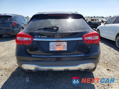 Zdjęcie 6 z 13 samochodu: 2018 MERCEDES-BENZ GLA 250 VIN:WDCTG4EB4JJ457443 - miniatura