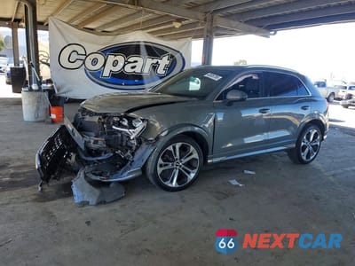2020 AUDI Q3 PREMIUM PLUS S-LINE WA1EECF33L1022545 - główne zdjęcie licytacji z USA - miniatura