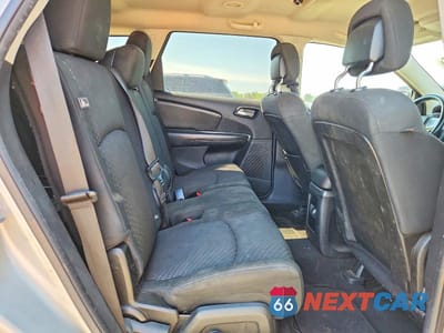 Zdjęcie 11 z 13 samochodu: 2011 DODGE JOURNEY MAINSTREET VIN:3D4PH1FG8BT558351 - miniatura