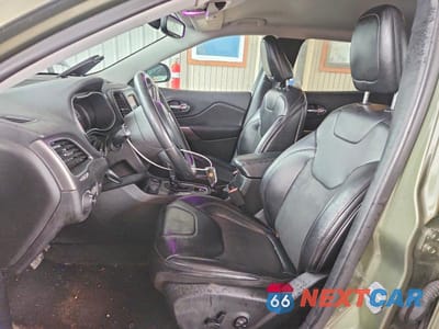 Zdjęcie 7 z 13 samochodu: 2019 JEEP CHEROKEE LATITUDE PLUS VIN:1C4PJMLX5KD389922 - miniatura