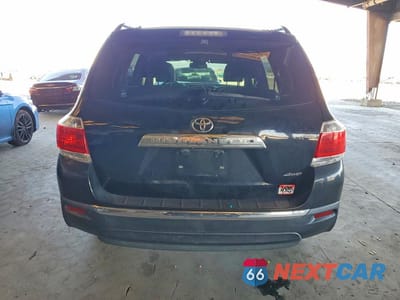 Zdjęcie 6 z 13 samochodu: 2013 TOYOTA HIGHLANDER LIMITED VIN:5TDDK3EH5DS235654 - miniatura