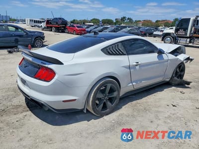 Trzecie zdjęcie samochodu z tyłu: 2023 FORD MUSTANG VIN:1FA6P8TH9P5111803 - miniatura