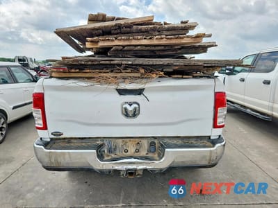 Zdjęcie 6 z 12 samochodu: 2019 RAM 2500 TRADESMAN VIN:3C6UR5CJ7KG676881 - miniatura