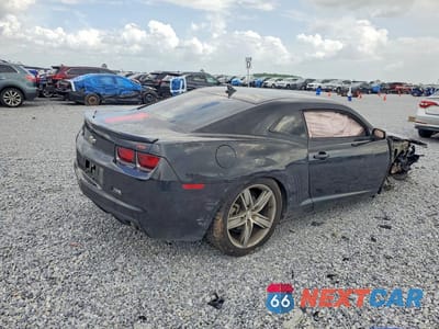 Trzecie zdjęcie samochodu z tyłu: 2012 CHEVROLET CAMARO LT VIN:2G1FC1E37C9142410 - miniatura