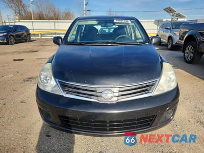 Piąte zdjęcie samochodu w środku: 2010 NISSAN VERSA 1.8 S VIN:3N1BC1CP1AL371819 - miniatura