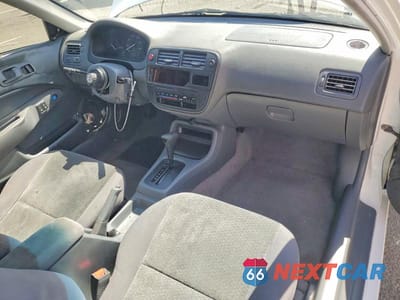 Zdjęcie 8 z 12 samochodu: 1998 HONDA CIVIC DX VIN:1HGEJ6225WL050812 - miniatura