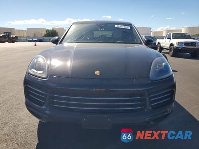 Piąte zdjęcie samochodu w środku: 2019 PORSCHE CAYENNE VIN:WP1AA2AYXKDA07016 - miniatura