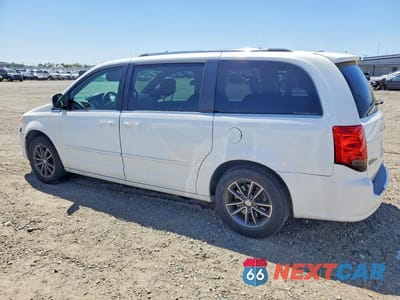 Drugie zdjęcie samochodu z przodu: 2017 DODGE GRAND CARAVAN SXT VIN:2C4RDGCG4HR558027 - miniatura