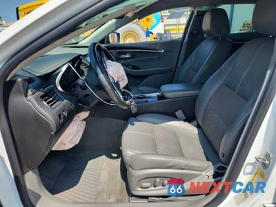Zdjęcie 7 z 13 samochodu: 2018 CHEVROLET IMPALA LT VIN:2G1105S32J9130077 - miniatura