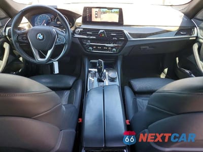 Zdjęcie 8 z 12 samochodu: 2019 BMW 540 I VIN:WBAJE5C56KWW06393 - miniatura